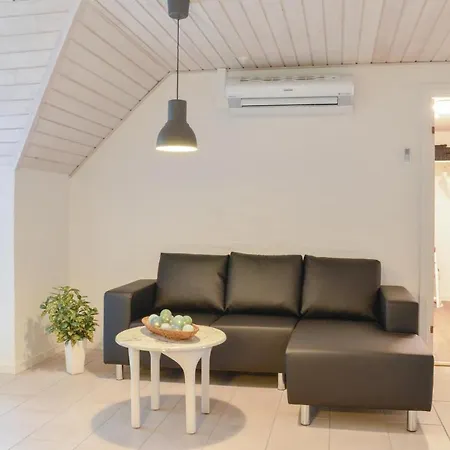 Six-bedroom Holiday In Ulfborg Casa vacanze